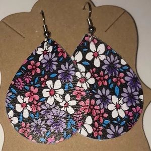 Black/floral patterned leather earrings